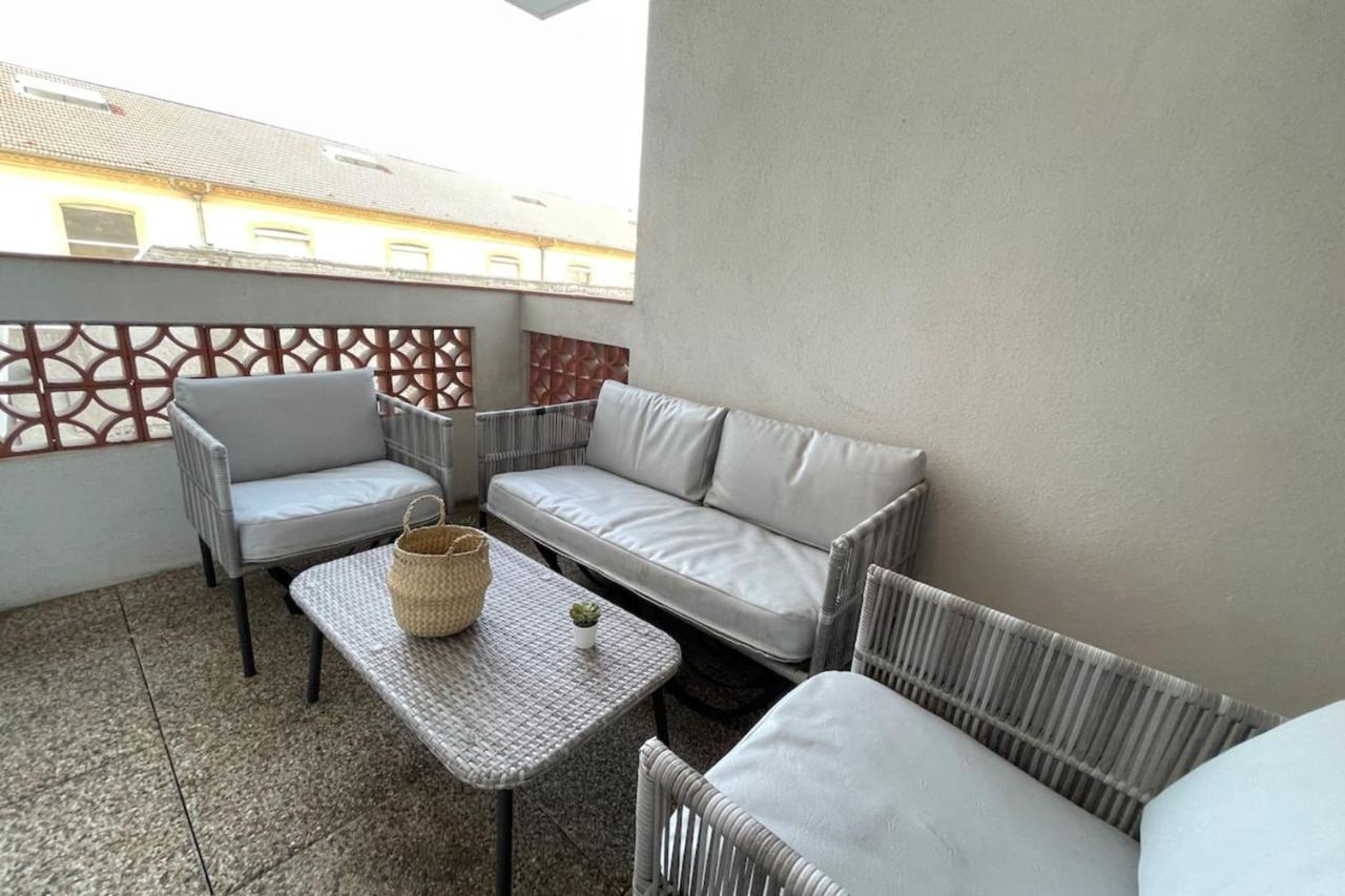 Le Caviste Proche Gare Centre-ville Wifi-netflix Apartment Marseille